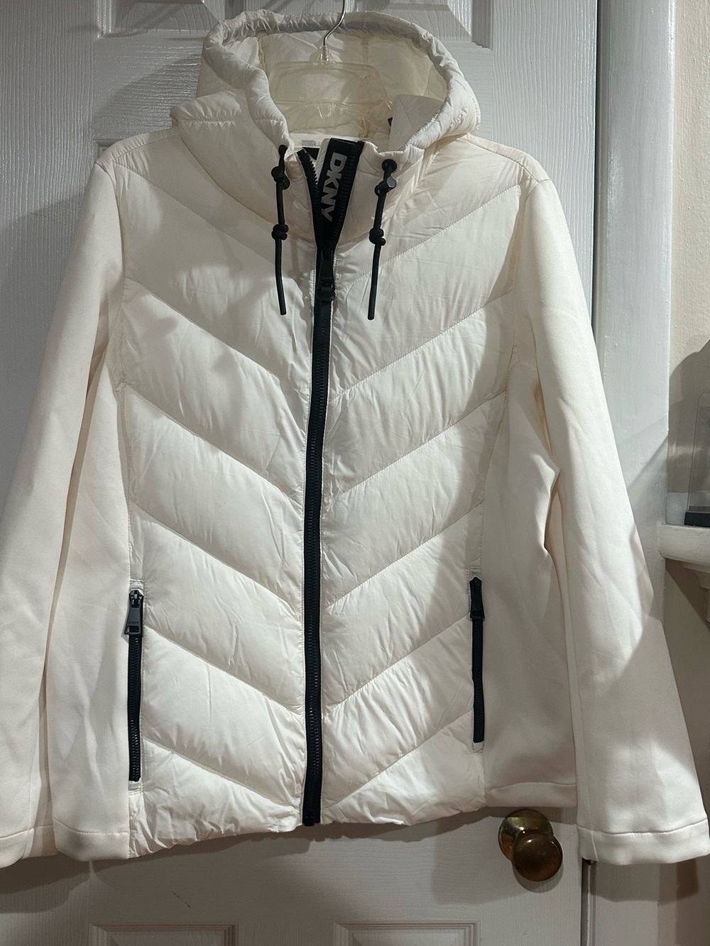 DKNY  White Quilted Puffer Jacket with Hood